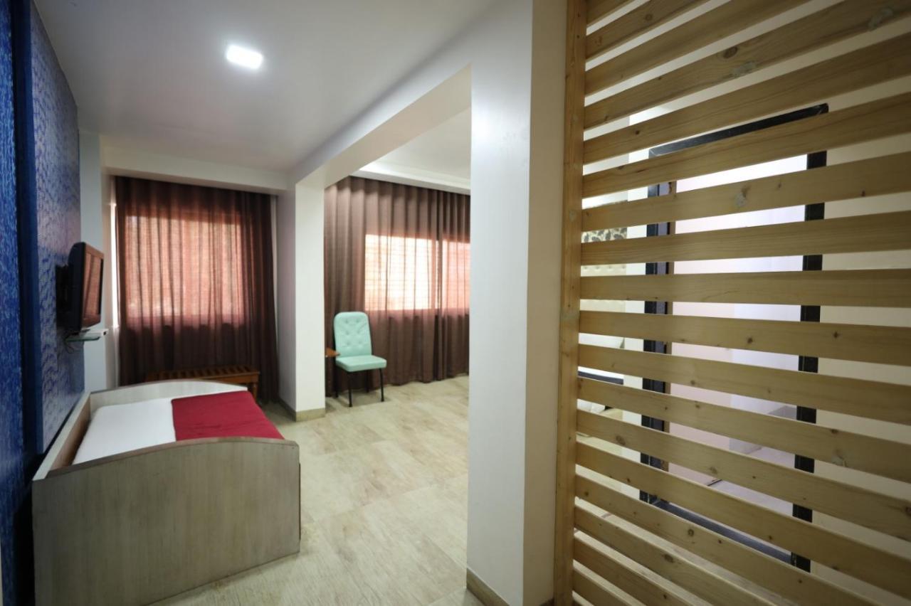 Saish Hotel 舍地 外观 照片